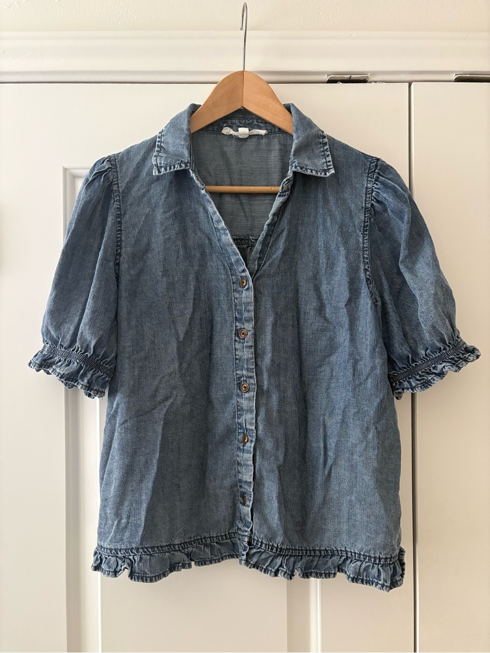 JANE & DELANCEY SOFT DENIM TOP WITH RUFE DETAIL